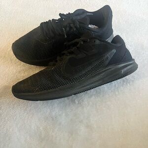 Nike Womens Downshifter Running Shoes Size 7.5 Black Activewear
